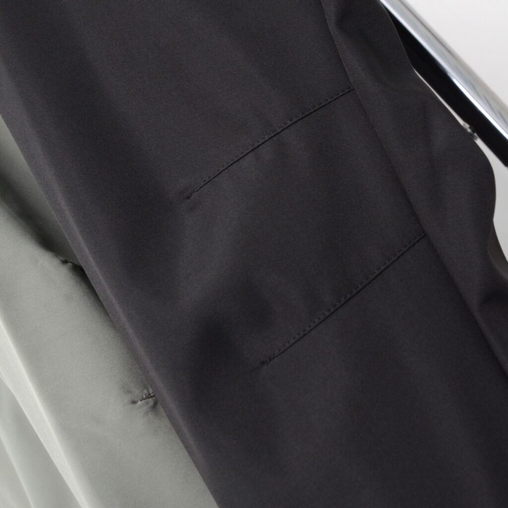 最安値人気 激安通販 アークテリクス n級品 ペアタイプのフード付きジャケット!