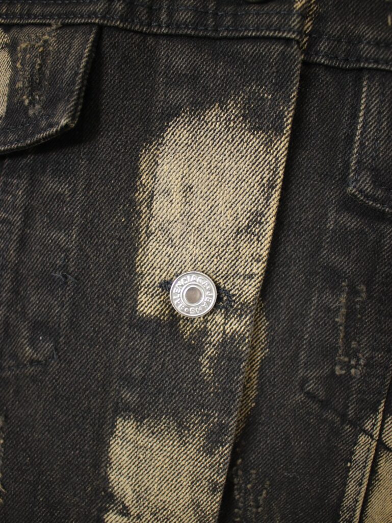 激安大特価最新作  バレンシアガ   偽物  刺しゅうデニムジャケットジャケット