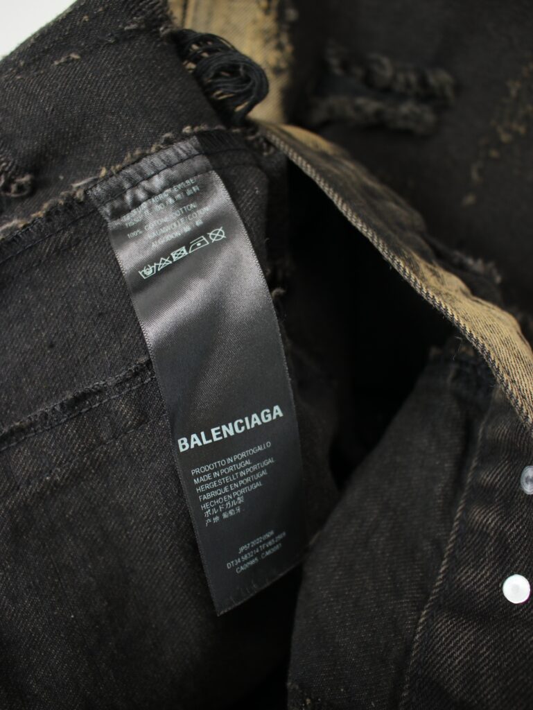 激安大特価最新作  バレンシアガ   偽物  刺しゅうデニムジャケットジャケット