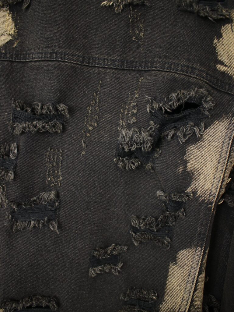 激安大特価最新作  バレンシアガ   偽物  刺しゅうデニムジャケットジャケット