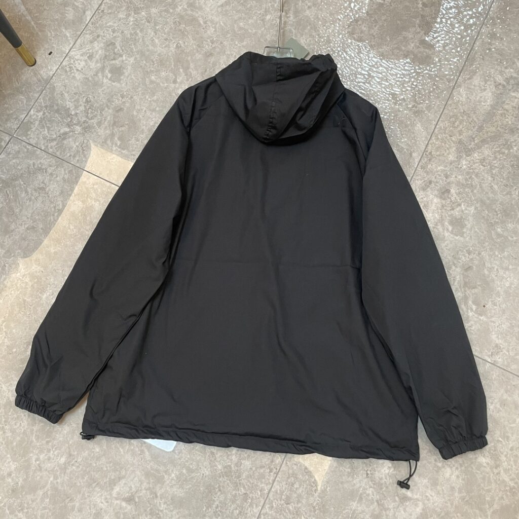 低価直輸入専門店 バレンシアガ 偽物 ゆったりスポーツカジュアルコーディネート自在コート|スーパーコピーn級優良店 5 低価直輸入専門店 バレンシアガ 偽物 ゆったりスポーツカジュアルコーディネート自在コート