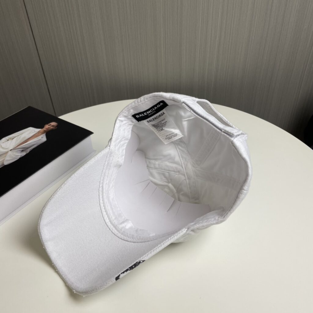 激安大特価最新作 バレンシアガ スーパーコピー 優良サイト 口コミ 新作刺繍 ベースボールキャップ