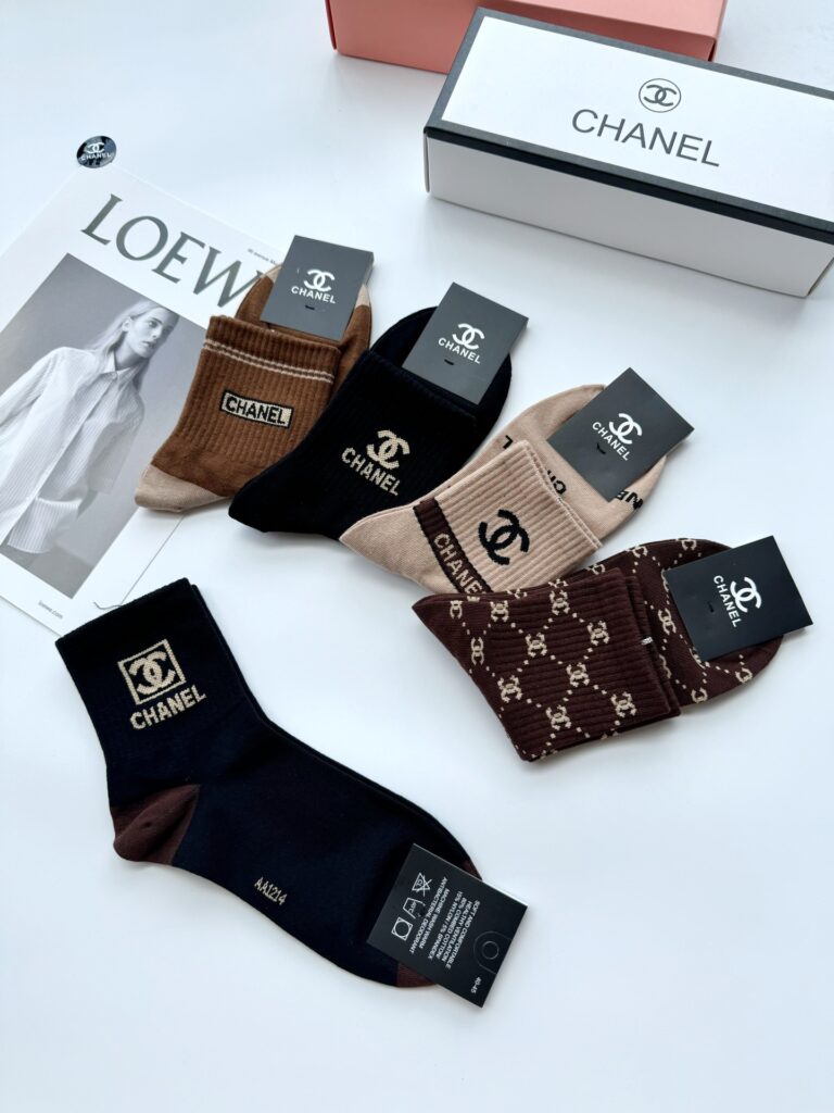高品質 激安通販 シャネル コピー 純綿吸汗防臭通気性の良いソックス靴下