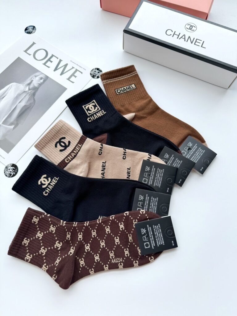 高品質 激安通販 シャネル コピー 純綿吸汗防臭通気性の良いソックス靴下