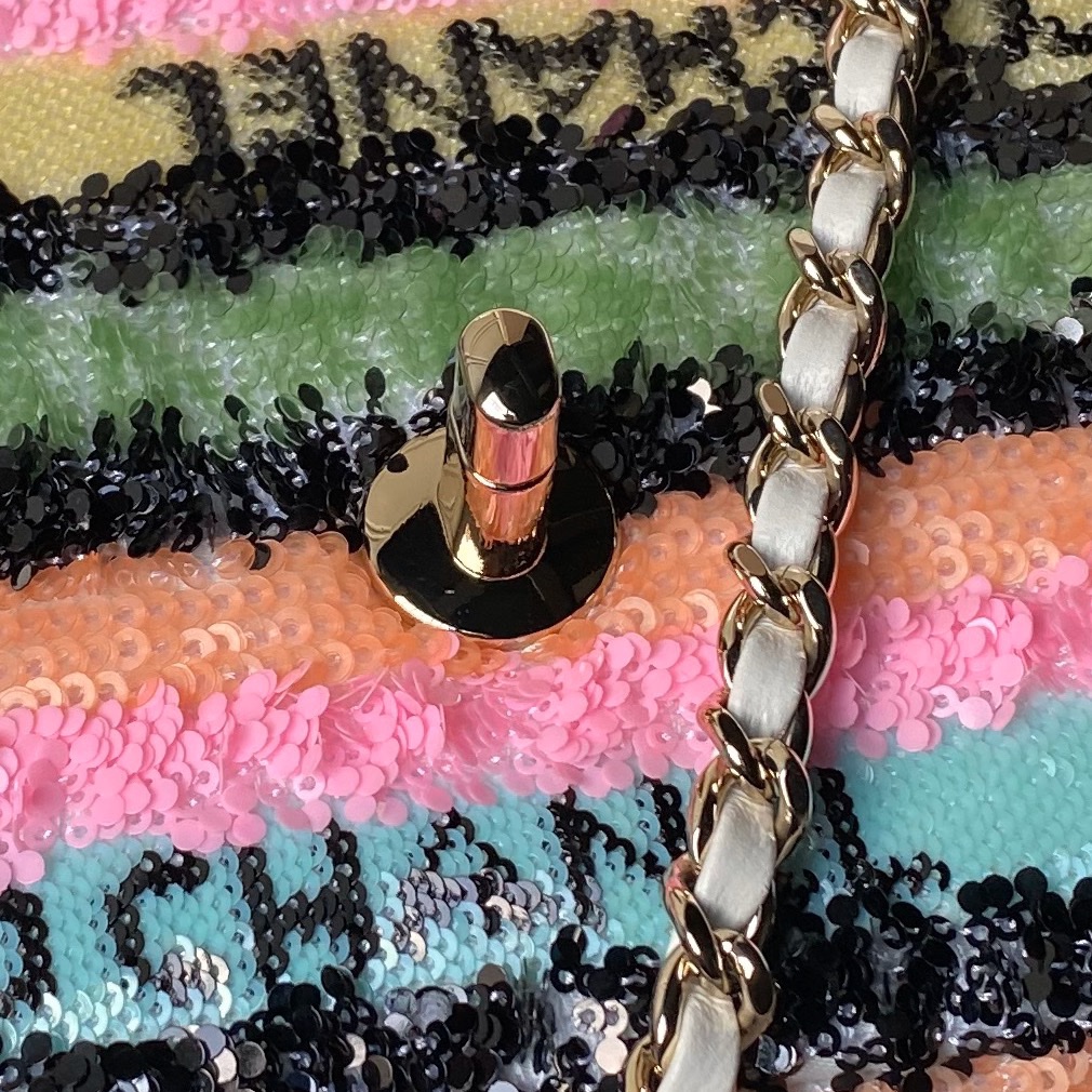 人気セール シャネル コピー AS3269 アルファベット 刺繍ハンドバッグ