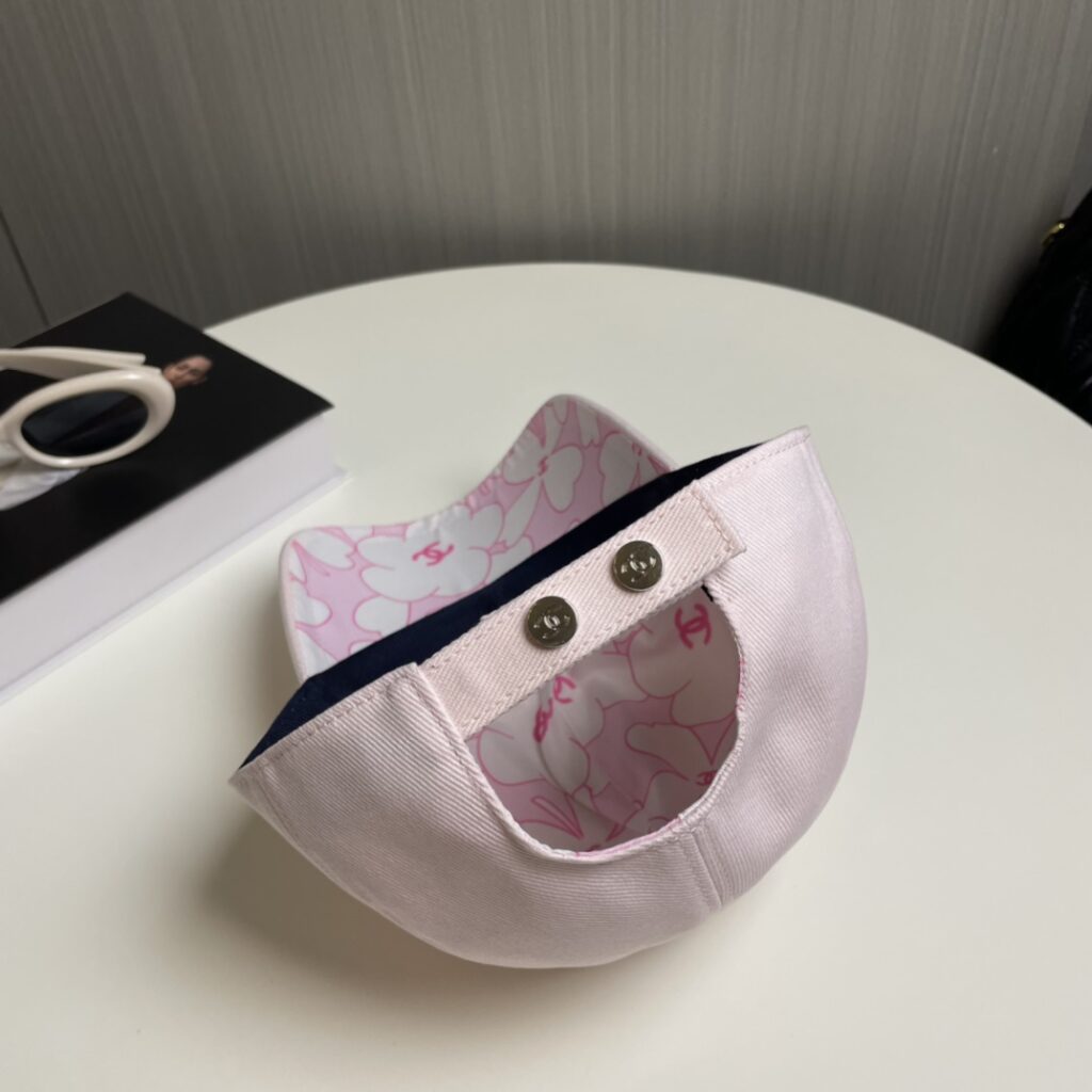 今季セール 限定品 シャネル スーパーコピー 新作 ロゴ 刺繍ベースボールキャップ 