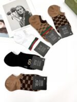 HOT100%新品 グッチ 偽物 吸汗防臭通気性の良いソックス靴下