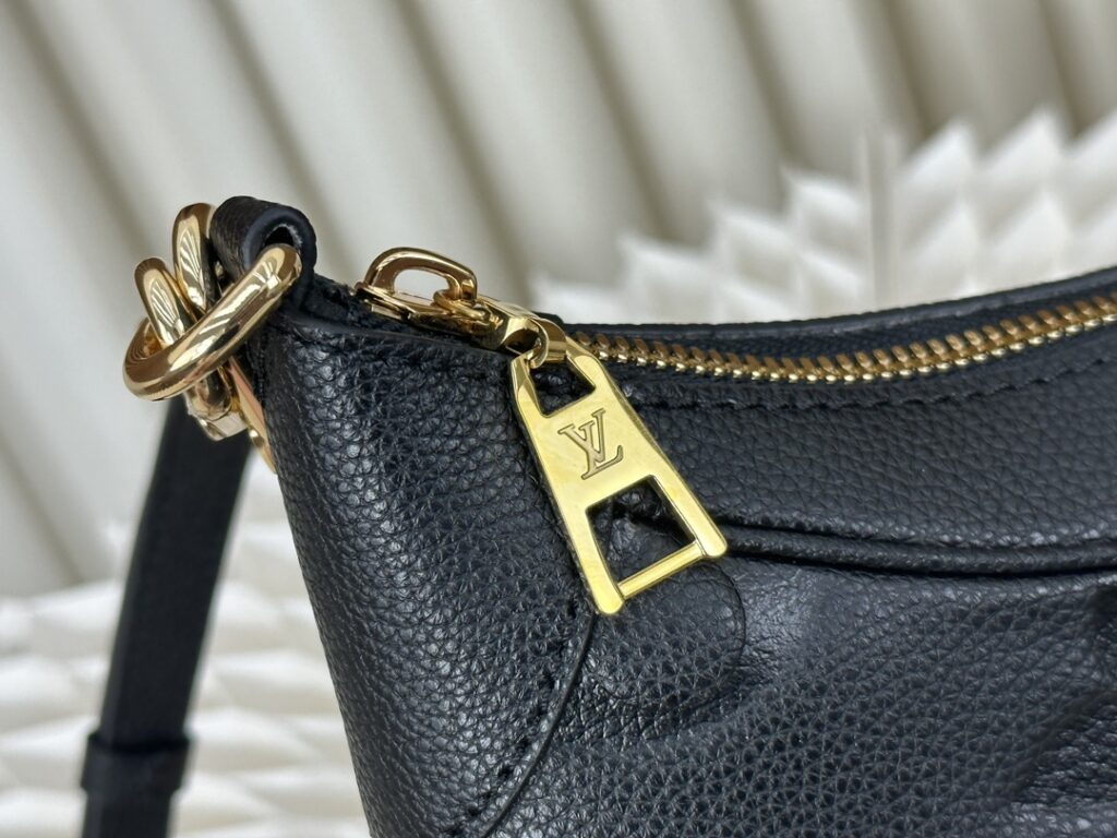 激安大特価最新作 ルイヴィトン  スーパーコピー M46119  Monogram皮革Bagatelle  ハンドバッグ