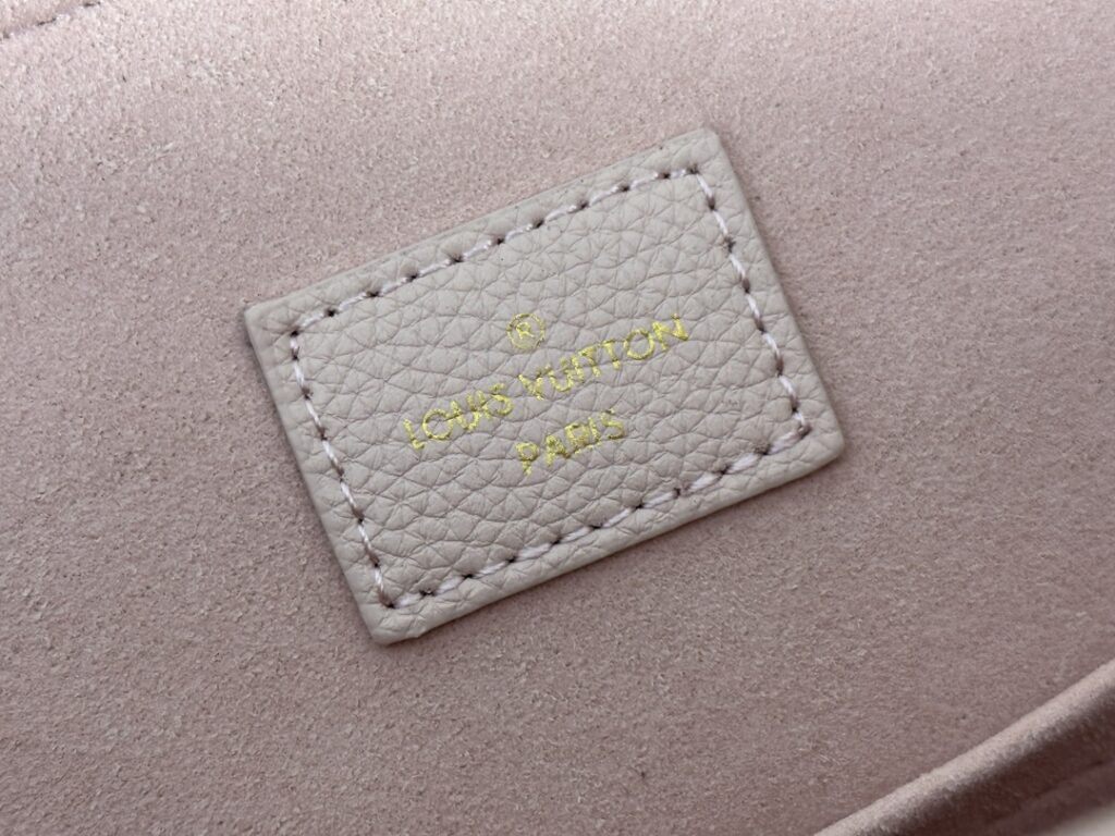 品質保証新作登場 ルイヴィトン 偽物 M47074 リュック取材Monogram Empreinte 牛革