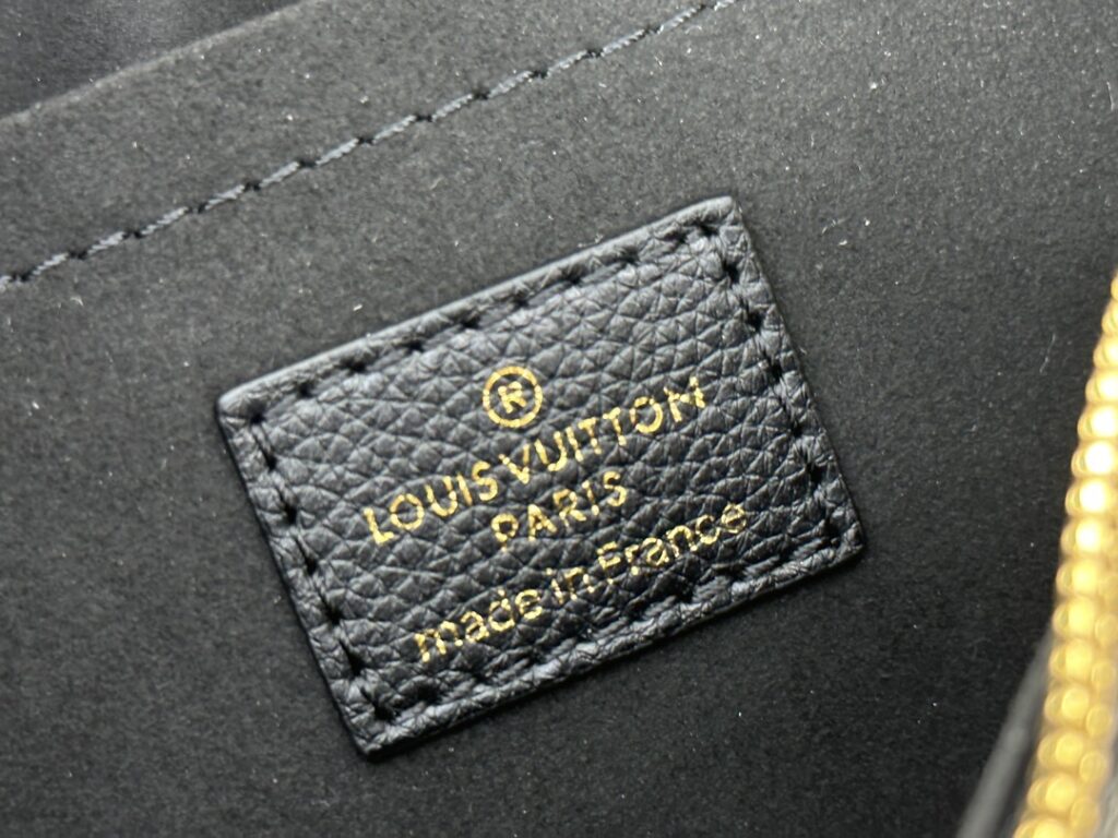 激安大特価最新作 ルイヴィトン  スーパーコピー M46119  Monogram皮革Bagatelle  ハンドバッグ