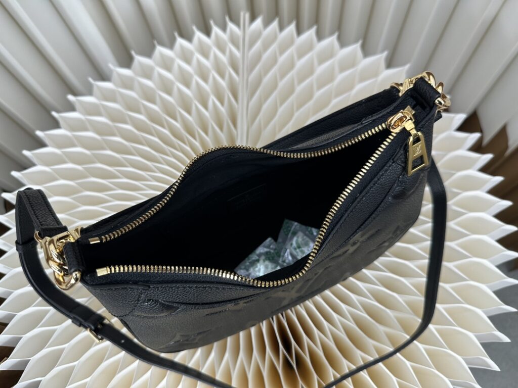 激安大特価最新作 ルイヴィトン  スーパーコピー M46119  Monogram皮革Bagatelle  ハンドバッグ