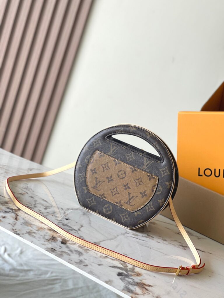 大特価!新商品! ルイヴィトン 偽物 春新作M47117 ハンドバッグ|スーパーコピーn級優良店 4 大特価!新商品! ルイヴィトン 偽物 春新作M47117 ハンドバッグ