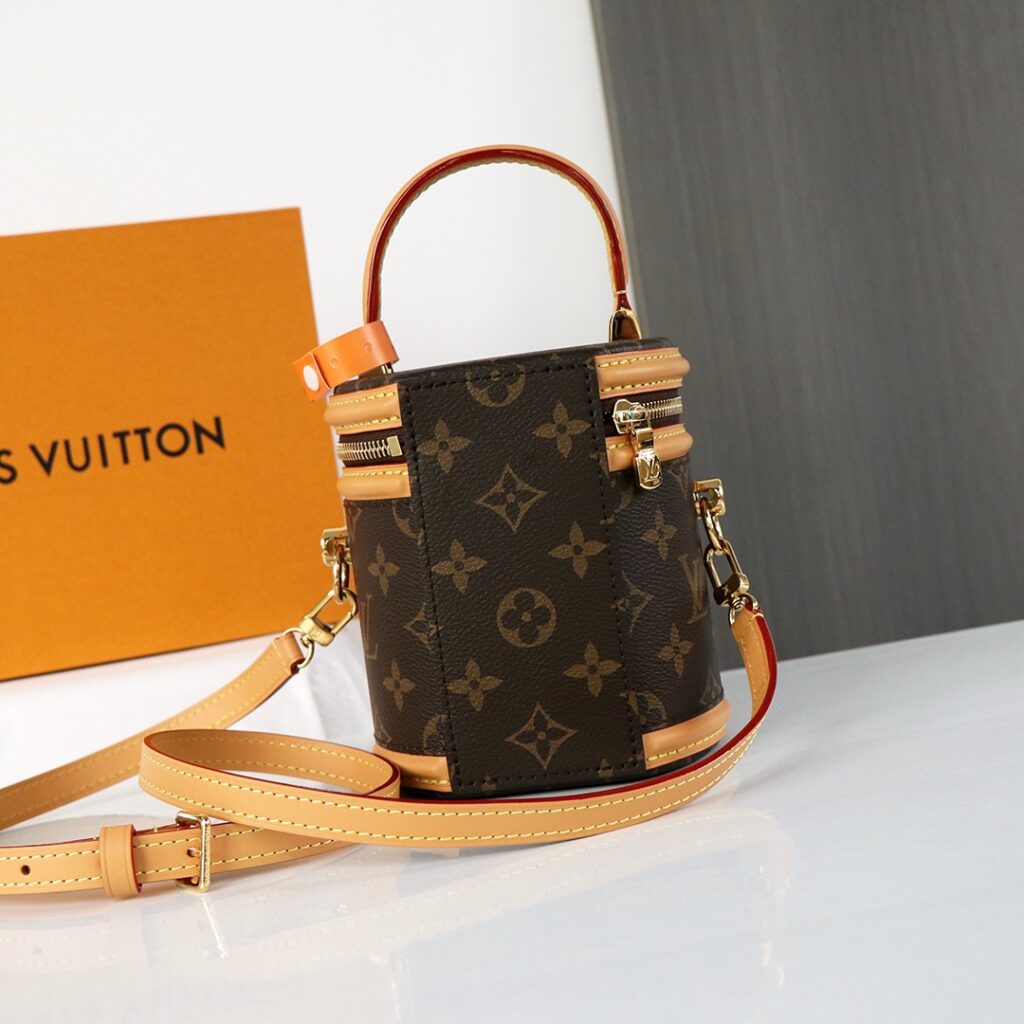 オシャレにお得100%新品 ルイヴィトン 偽物 M82952 Nano Cannes ハンドグレバッグ