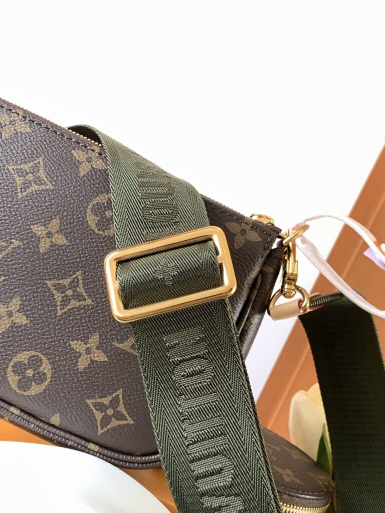 人気セール ルイヴィトン n級品 M44813 Multi Pochette Accessoires ハンドバッグ