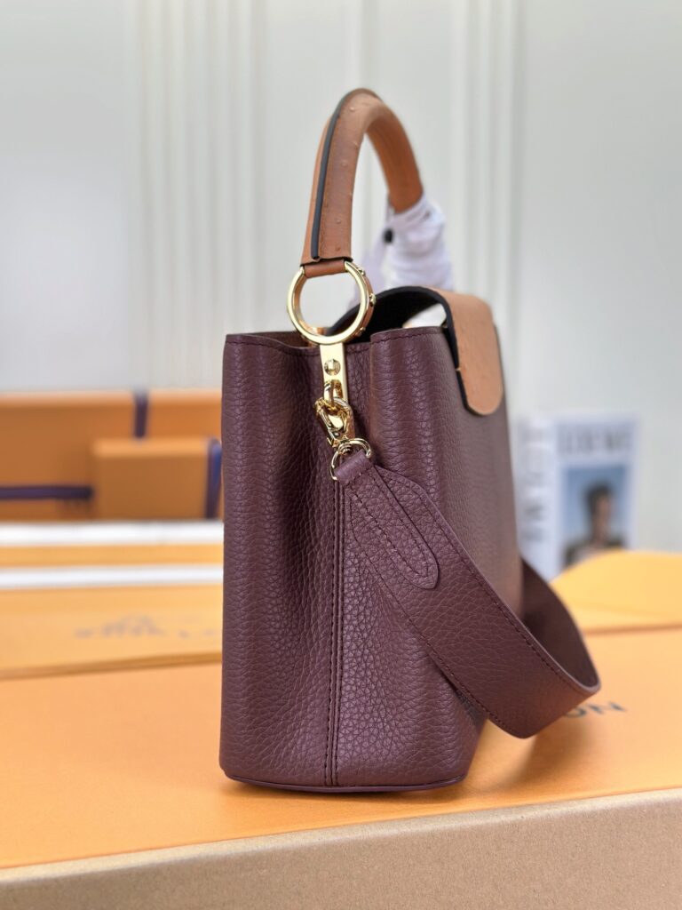 大活躍！存在感のある ルイヴィトン Capucines M81409 レッド ブラウンハンドバッグ