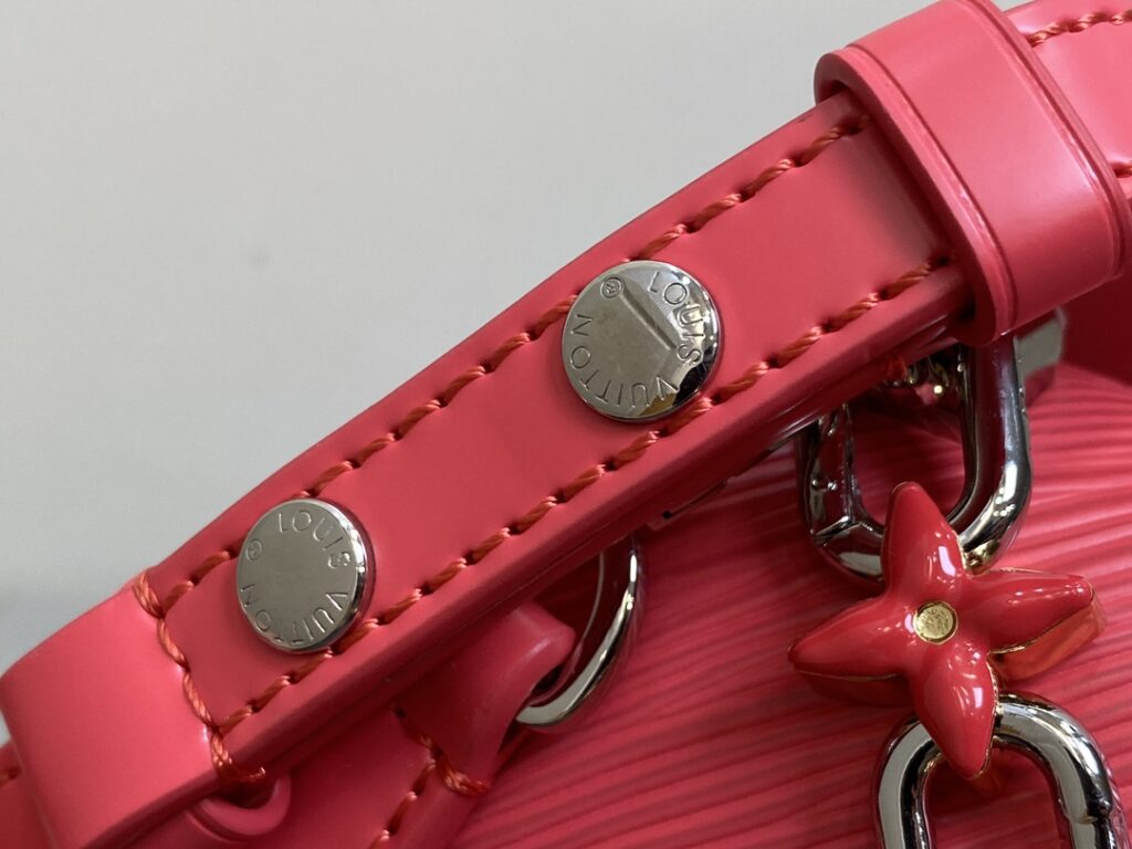 人気セール  ルイヴィトン  スーパーコピー 優良サイト 口コミM24043 NEW Twist MM  ローズレッド ハンドバッグ