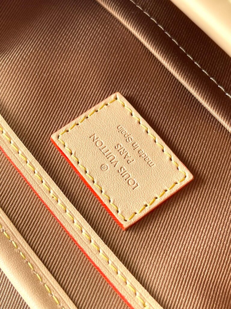 大特価！新商品! ルイヴィトン  スーパーコピー Montsouris Mini リュック