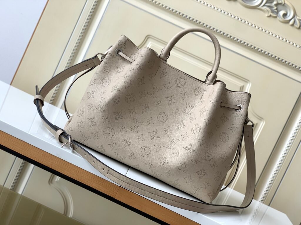  大特価！新商品! ルイヴィトン  コピー M59201 アイボリーグレー Bella Tote ハンドバッグ