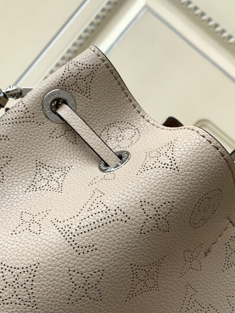  大特価！新商品! ルイヴィトン  コピー M59201 アイボリーグレー Bella Tote ハンドバッグ