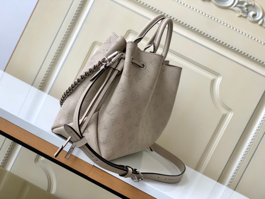  大特価！新商品! ルイヴィトン  コピー M59201 アイボリーグレー Bella Tote ハンドバッグ