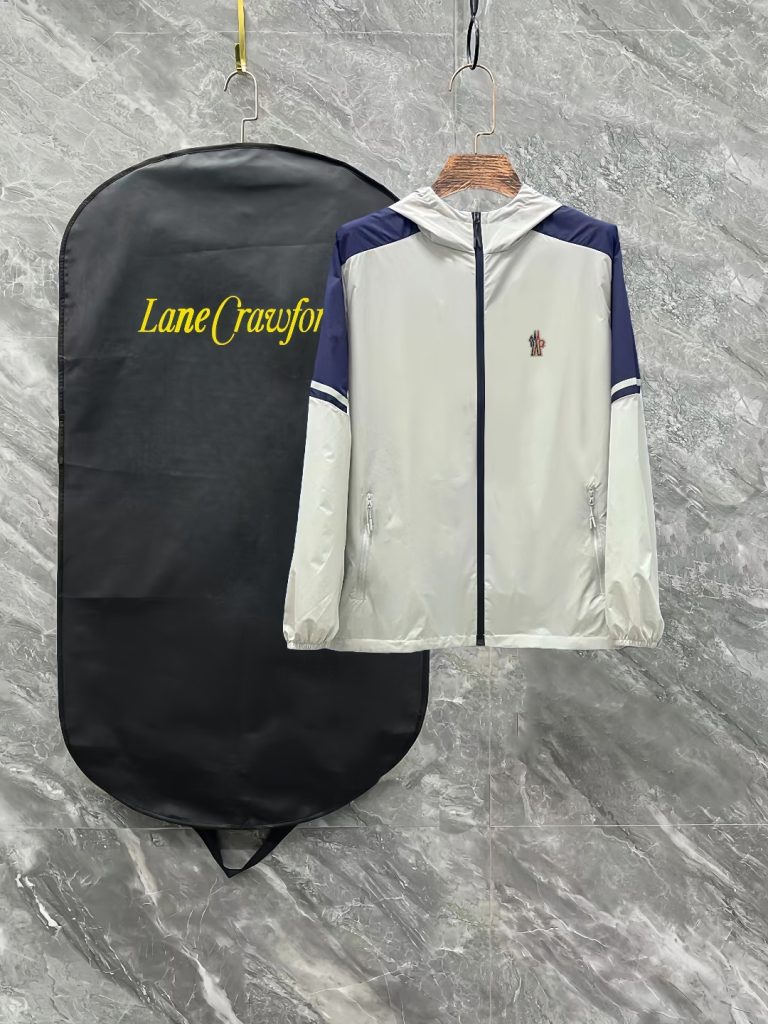 新作 入荷 格安 モンクレール n級品 タイプフード付きスポーツジャケット