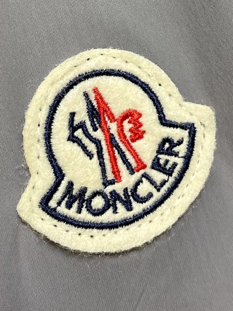 低価直輸入専門店 モンクレール スーパーコピー 優良サイト 口コミ 春夏新作薄手 ジップアップジャケット