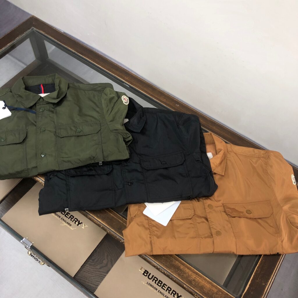 激安大特価最新作 モンクレール 偽物 シャツジャケットコート