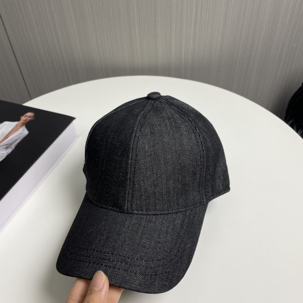 新作 入荷 格安 プラダ  コピー ベースボールキャップ ー純綿裏地、軽くて通気性が良いです
