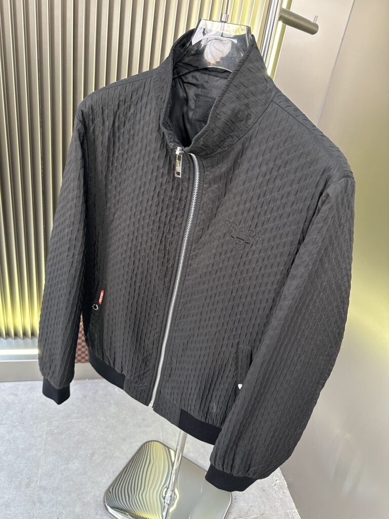 数量限定 爆買 プラダ スーパーコピー 優良サイト 口コミ 2024秋冬新作ベルベット入りジャケット
