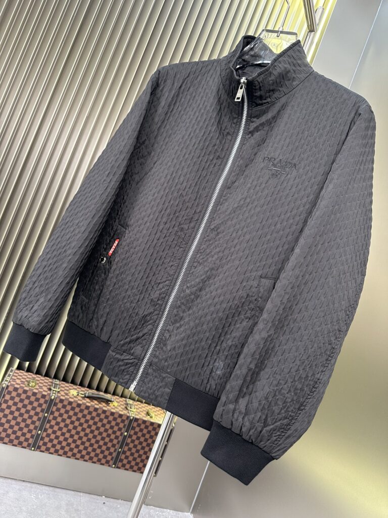 数量限定 爆買 プラダ スーパーコピー 優良サイト 口コミ 2024秋冬新作ベルベット入りジャケット