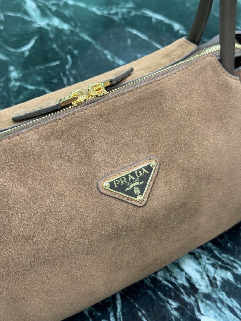 HOT100%新品 プラダ  スーパーコピー 優良サイト 口コミ  1BA444 スエード牛革トートバッグ