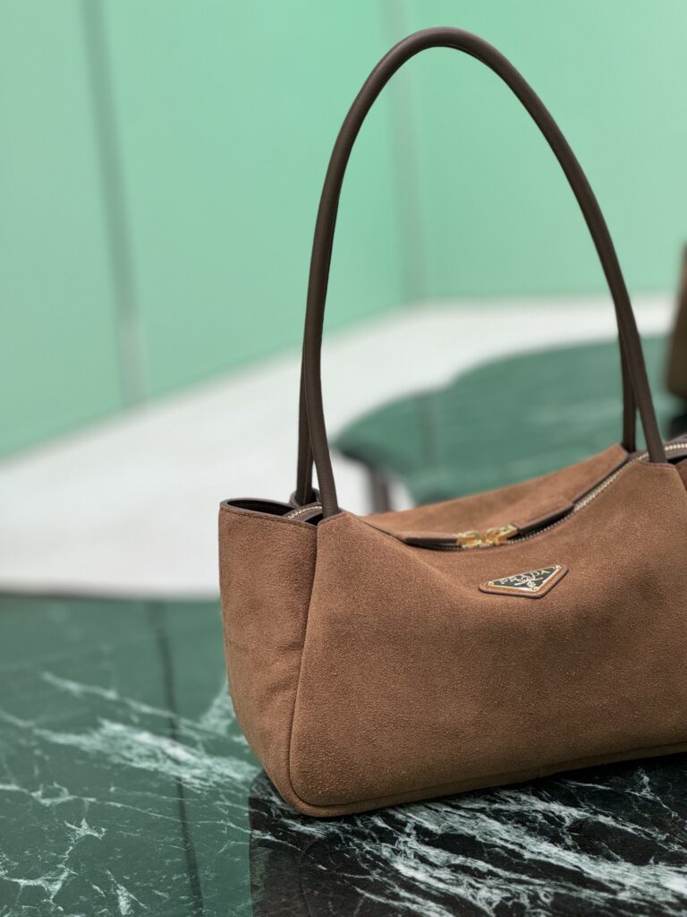 HOT100%新品 プラダ  スーパーコピー 優良サイト 口コミ  1BA444 スエード牛革トートバッグ