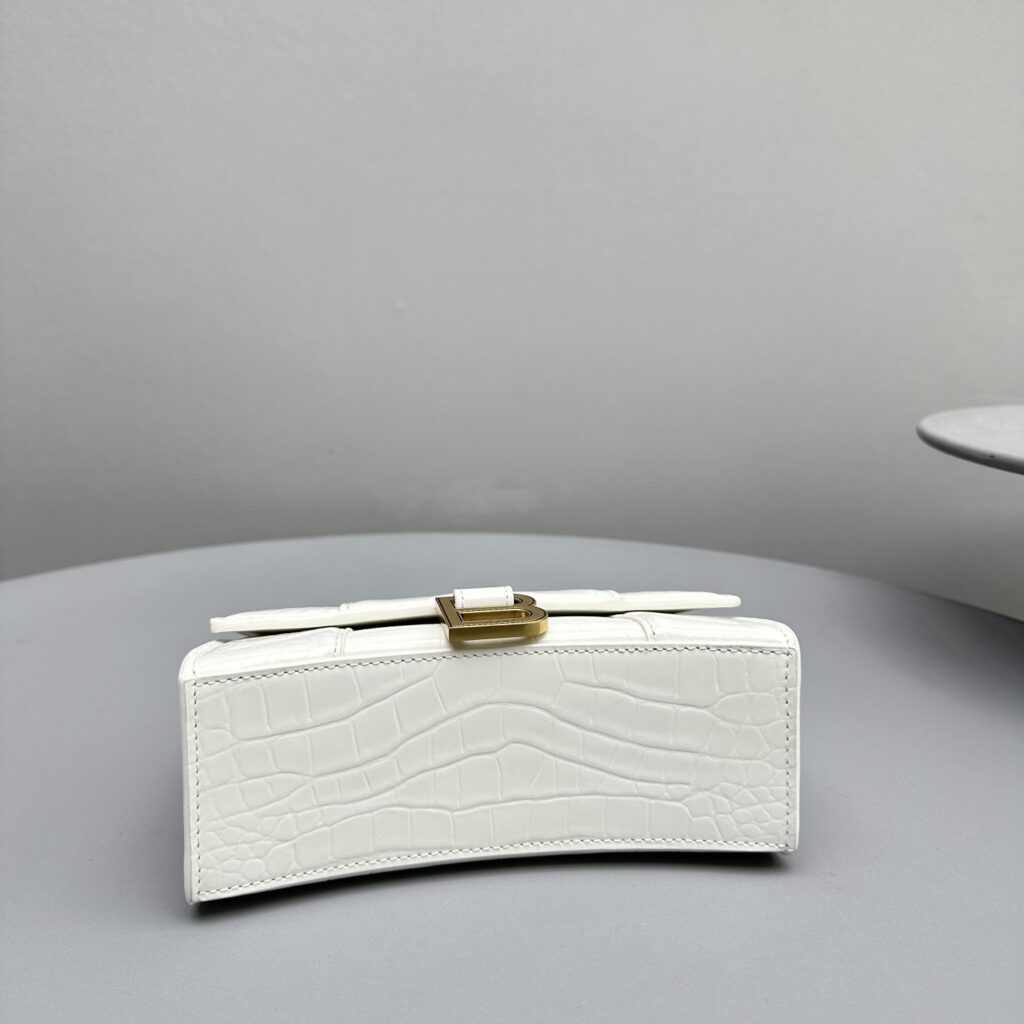 低価直輸入専門店 バーバリー スーパーコピー ワニ革ファスナーHourglass砂時計バッグ