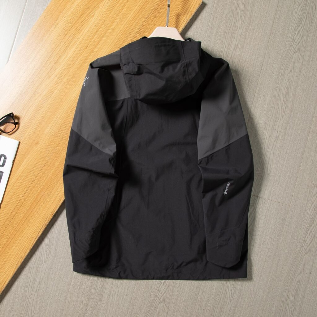 今季セール 限定品 アークテリクス  偽物 ジップアップパーカジャケットコート