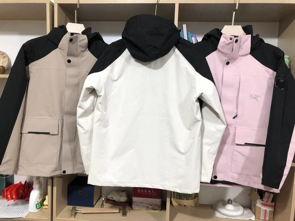 アークテリクス 偽物 beta lightweight防水防風通気フード付きカジュアルジャケットコート