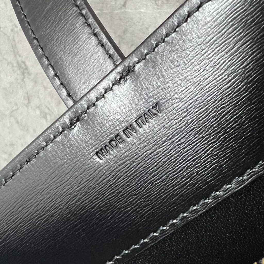 数量限定 爆買  セリーヌ  n級品 秋冬DansParisコレクションのバッグ 