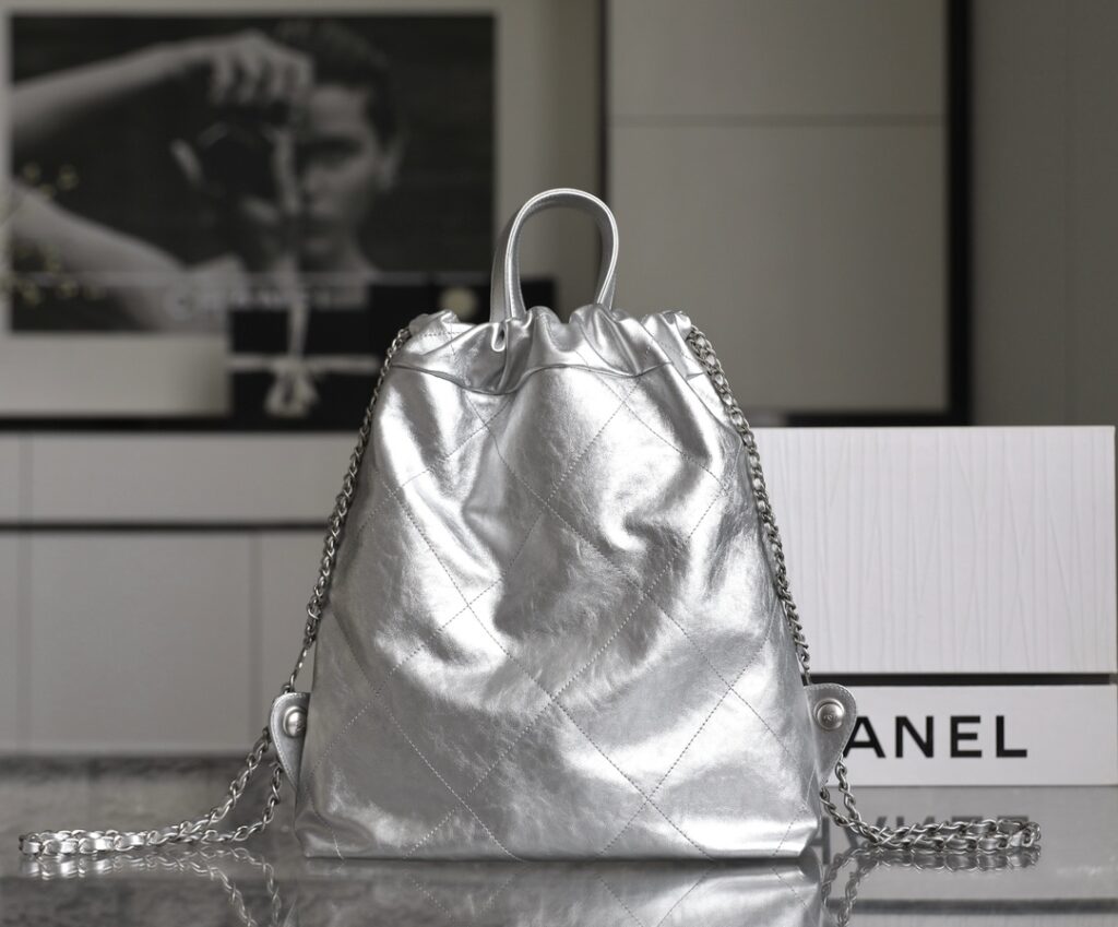  最安値人気  激安通販 シャネル  スーパーコピー 優良サイト 口コミ  Antiba ZP シルバー牛革デイパック 