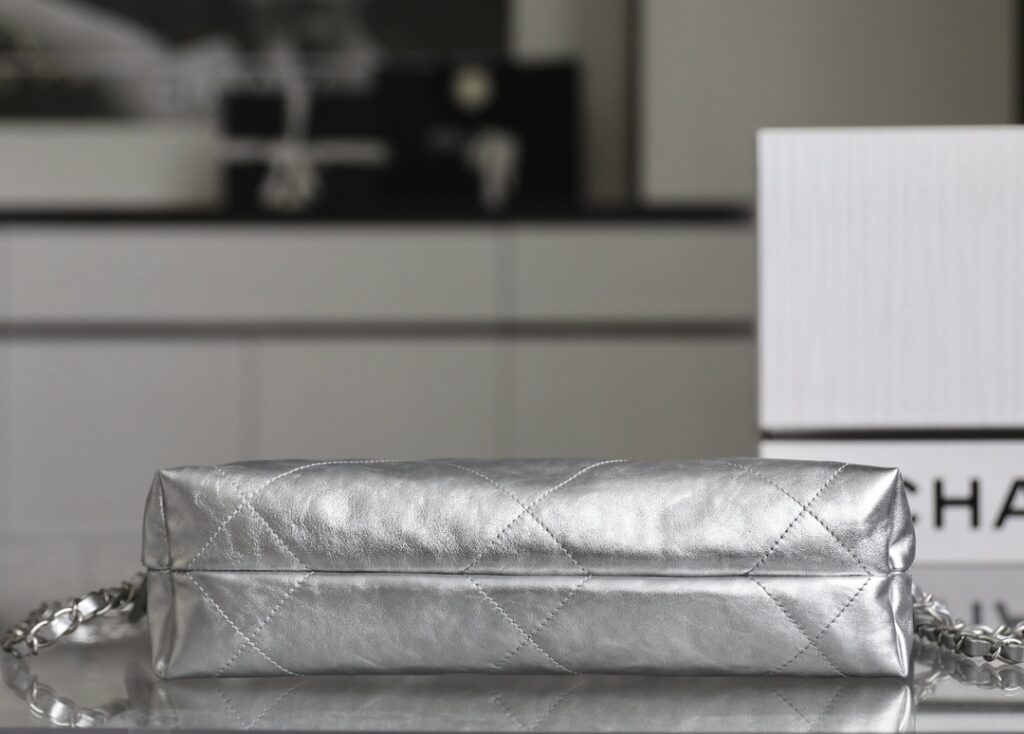  最安値人気  激安通販 シャネル  スーパーコピー 優良サイト 口コミ  Antiba ZP シルバー牛革デイパック 