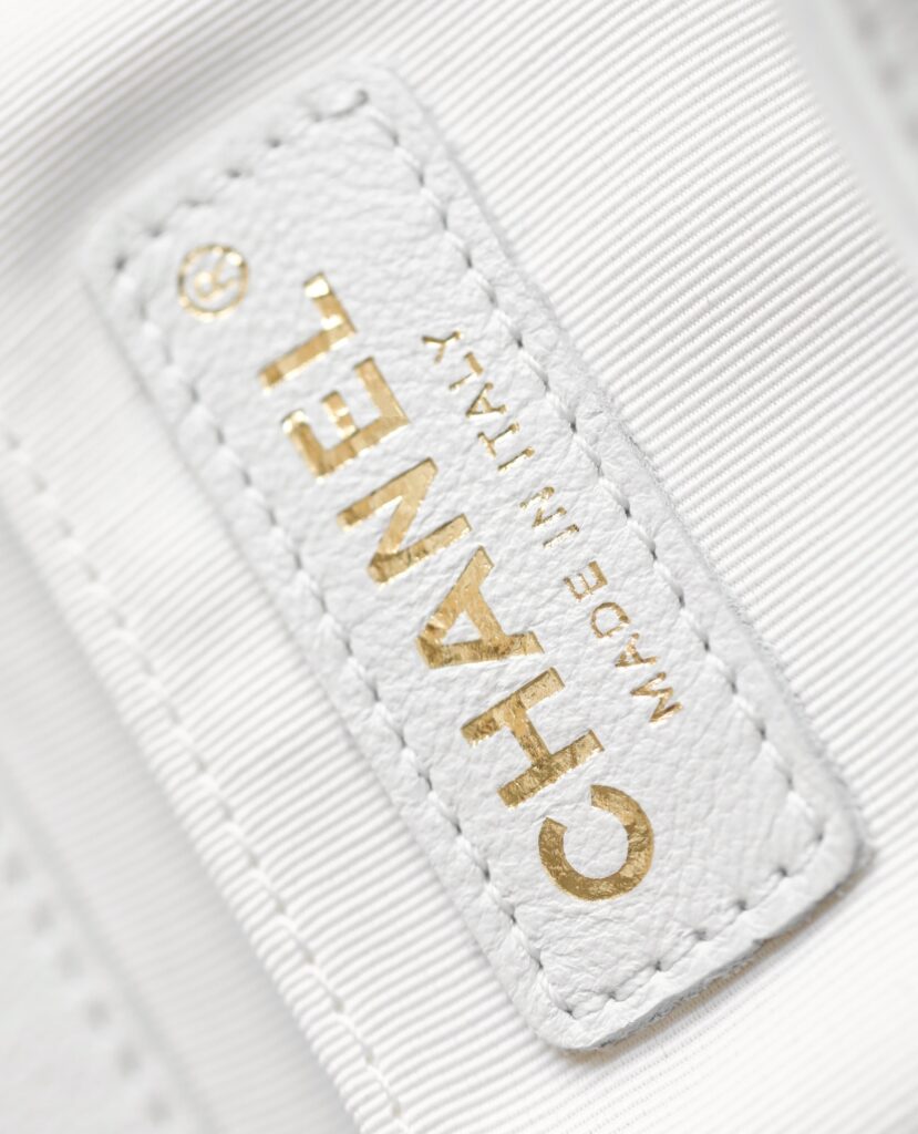  人気セール  激安販売  シャネル  偽物 23cシリーズ両肩チェーン小ランドセル