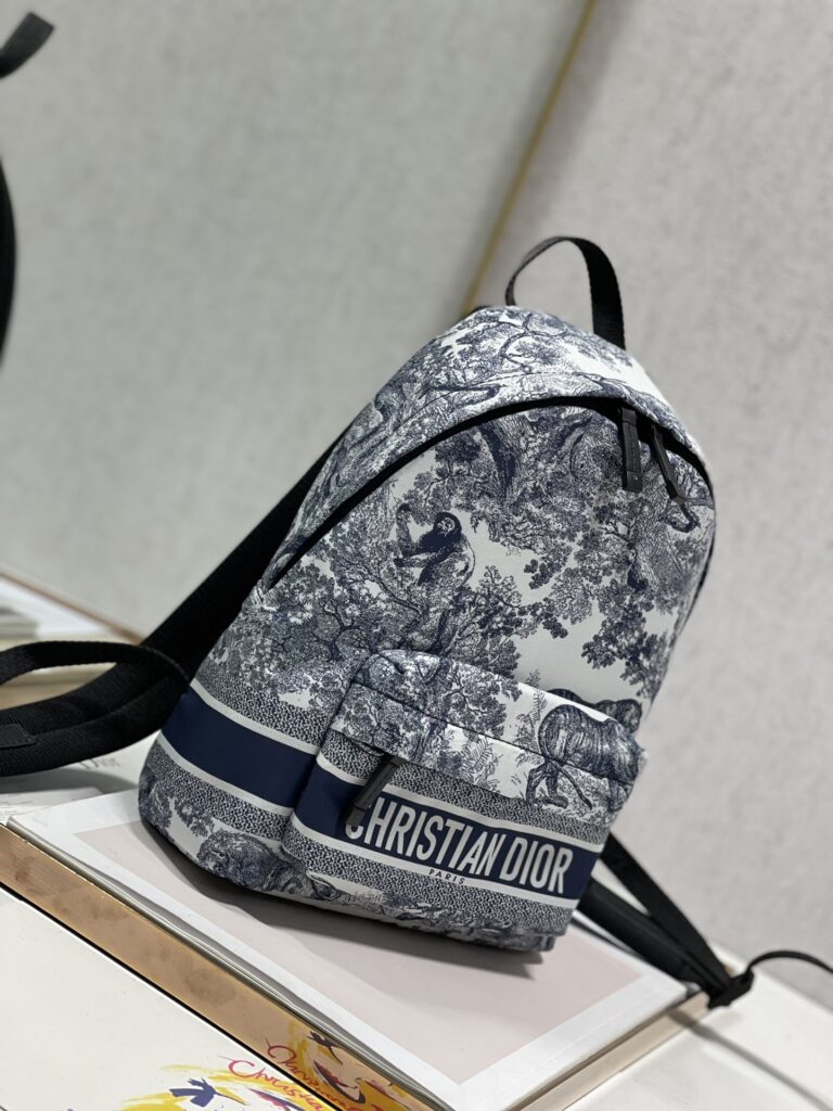個性的 魅力的 心地よい コットン素材 ディオール n級品 定番 プリント柄Travel Backpack リュック|スーパーコピーn級優良店 2 個性的 魅力的 心地よい コットン素材 ディオール n級品 定番 プリント柄Travel Backpack リュック