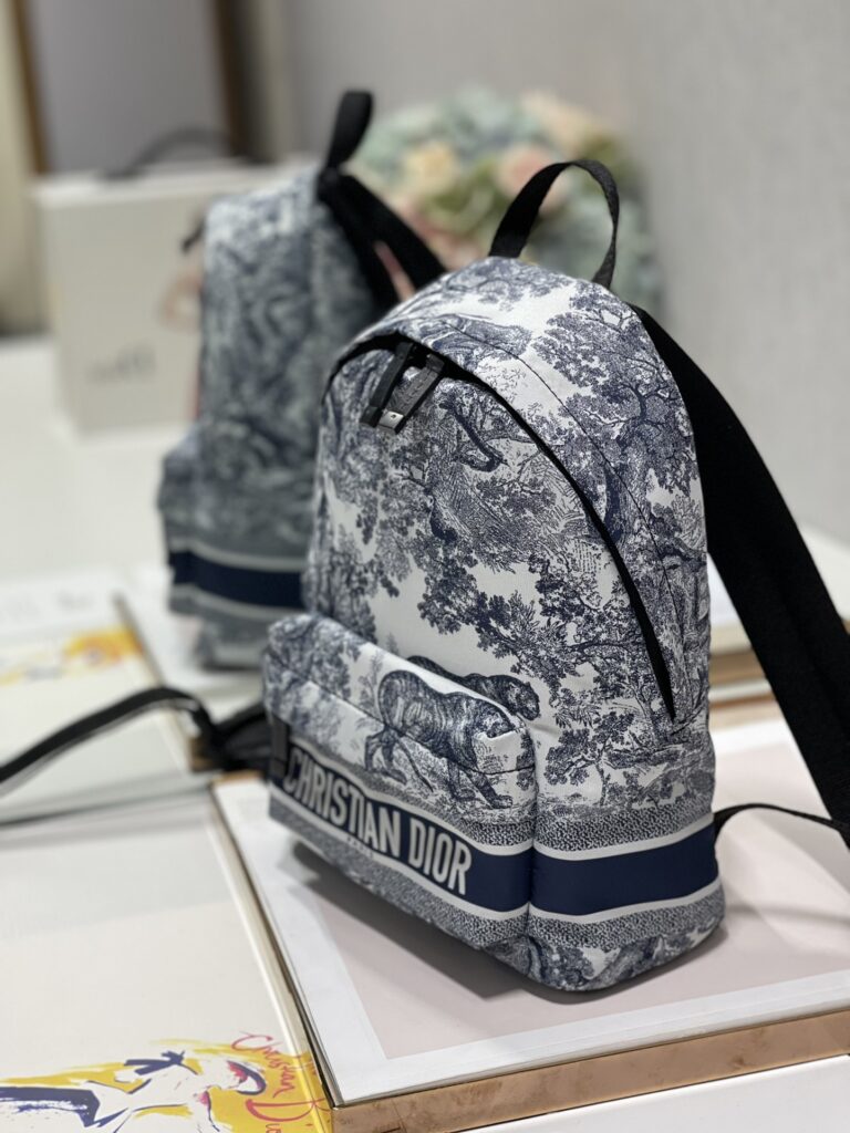 個性的 魅力的 心地よい コットン素材 ディオール n級品 定番 プリント柄Travel Backpack リュック|スーパーコピーn級優良店 7 個性的 魅力的 心地よい コットン素材 ディオール n級品 定番 プリント柄Travel Backpack リュック