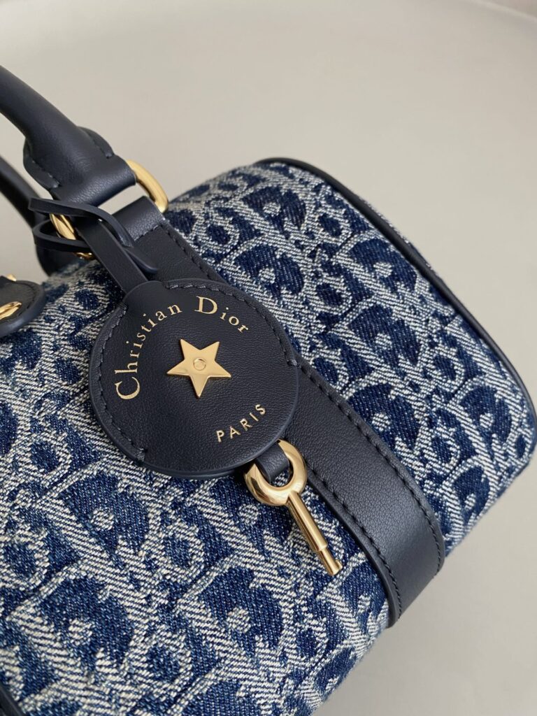  個性的 魅力的 心地よい コットン素材  ディオール    スーパーコピー 優良サイト 口コミ  groove  ハンドバッグ 