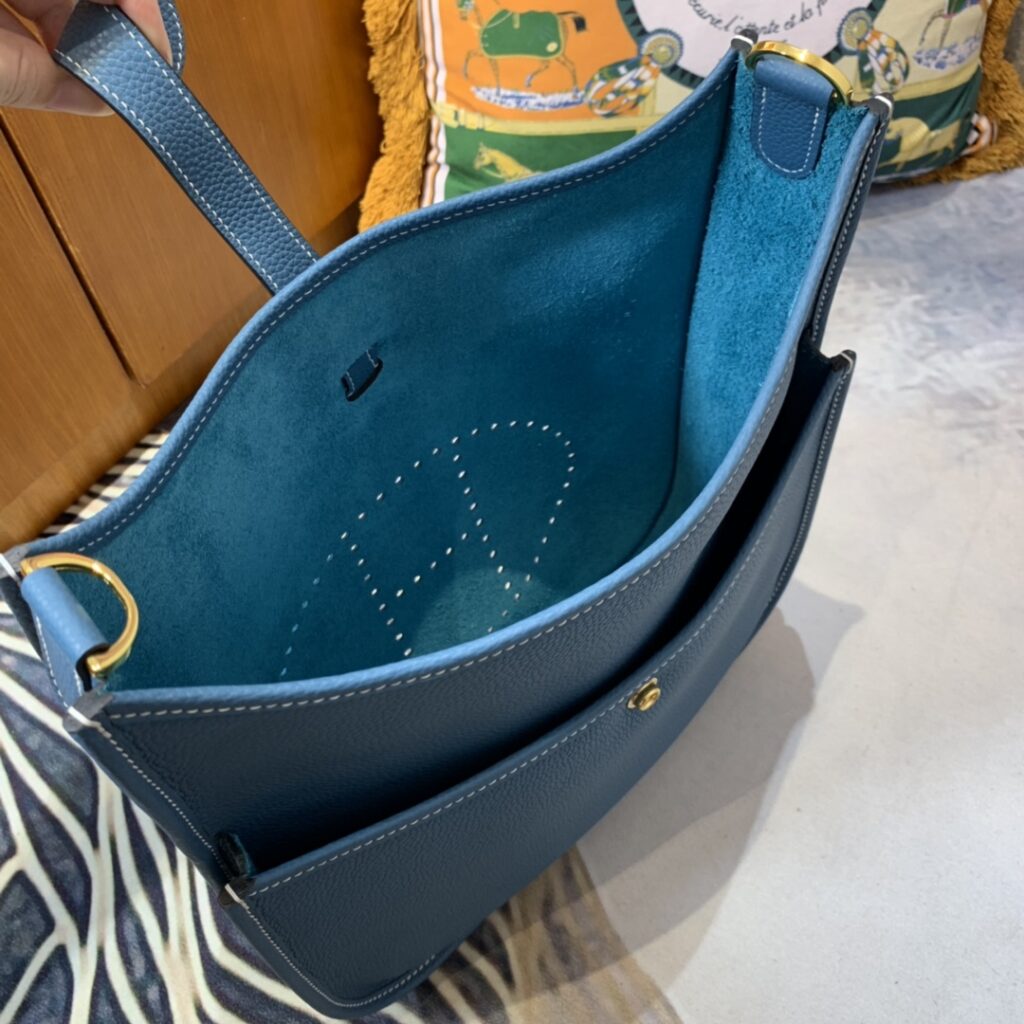 新作到着!! エルメス スーパーコピー 優良サイト 口コミ Evelyne29cm ショルダーバッグ|スーパーコピーn級優良店 9 新作到着!! エルメス スーパーコピー 優良サイト 口コミ Evelyne29cm ショルダーバッグ