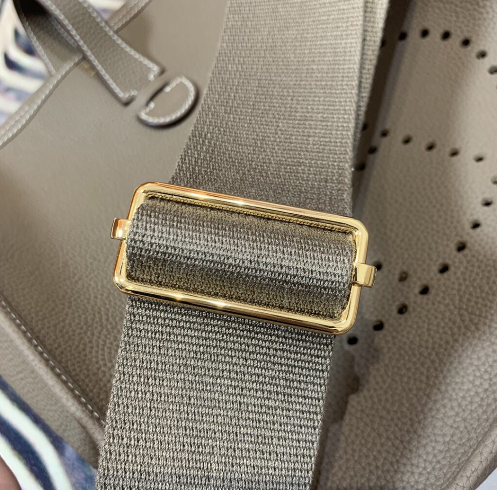 大活躍!存在感のある エルメス スーパーコピー 優良サイト 口コミ Evelyne29cm ショルダーバッグ