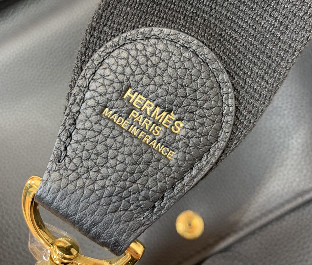 激安大特価最新作 激安販売 エルメス コピー Evelyne29cm ショルダーバッグ