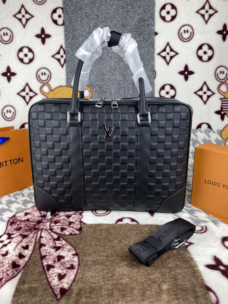  HOT100%新品  ルイヴィトン  コピー   メンズブリーフケース斜め掛けハンドバッグ 