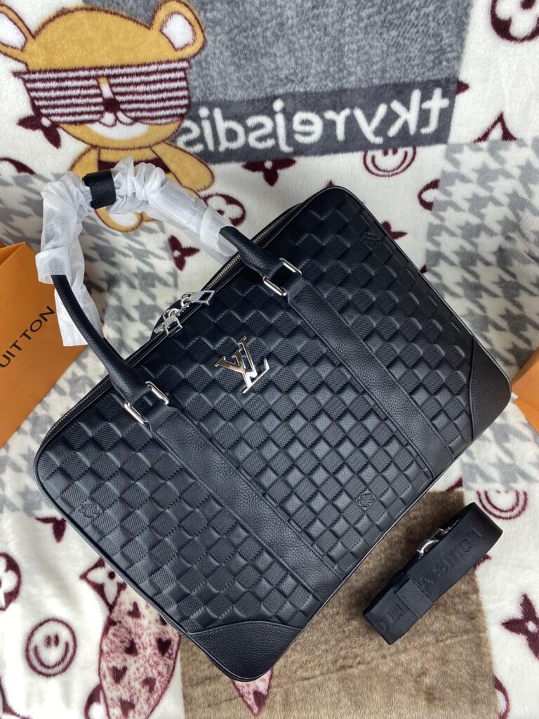  HOT100%新品  ルイヴィトン  コピー   メンズブリーフケース斜め掛けハンドバッグ 