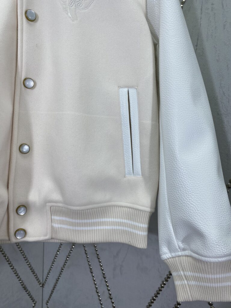  個性的 魅力的 心地よい コットン素材  ルイヴィトン  スーパーコピー 人気新作ウールジャケット