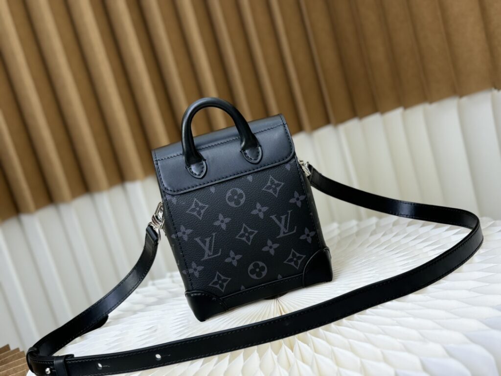 芸能人愛用 高級感ある ルイヴィトン コピー M82772 ブラッ クプリントNano Steamer バッグ