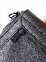 今季セール 限定品 ルイヴィトン コピー M24769 初層牛革 Pilot ミニバッグ